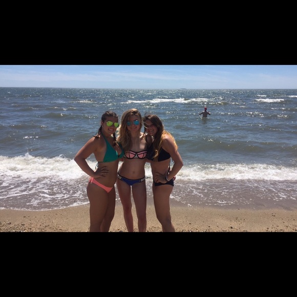 Triangl bikini XS top/S bottom - Picture 8 of 8